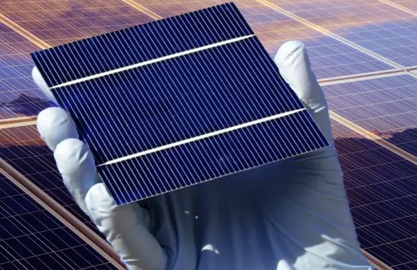 合肥晶体硅太阳能电池的绒面结构制备方法