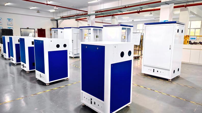 21世纪经济报道：效率提升12倍！“星汉AI”在武汉问世，破解光伏电池检测痛点