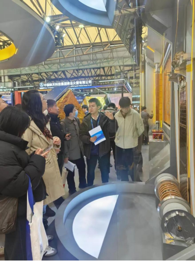 航天新品-卷绕式柔性太阳翼惊艳亮相上海商业航天展！
